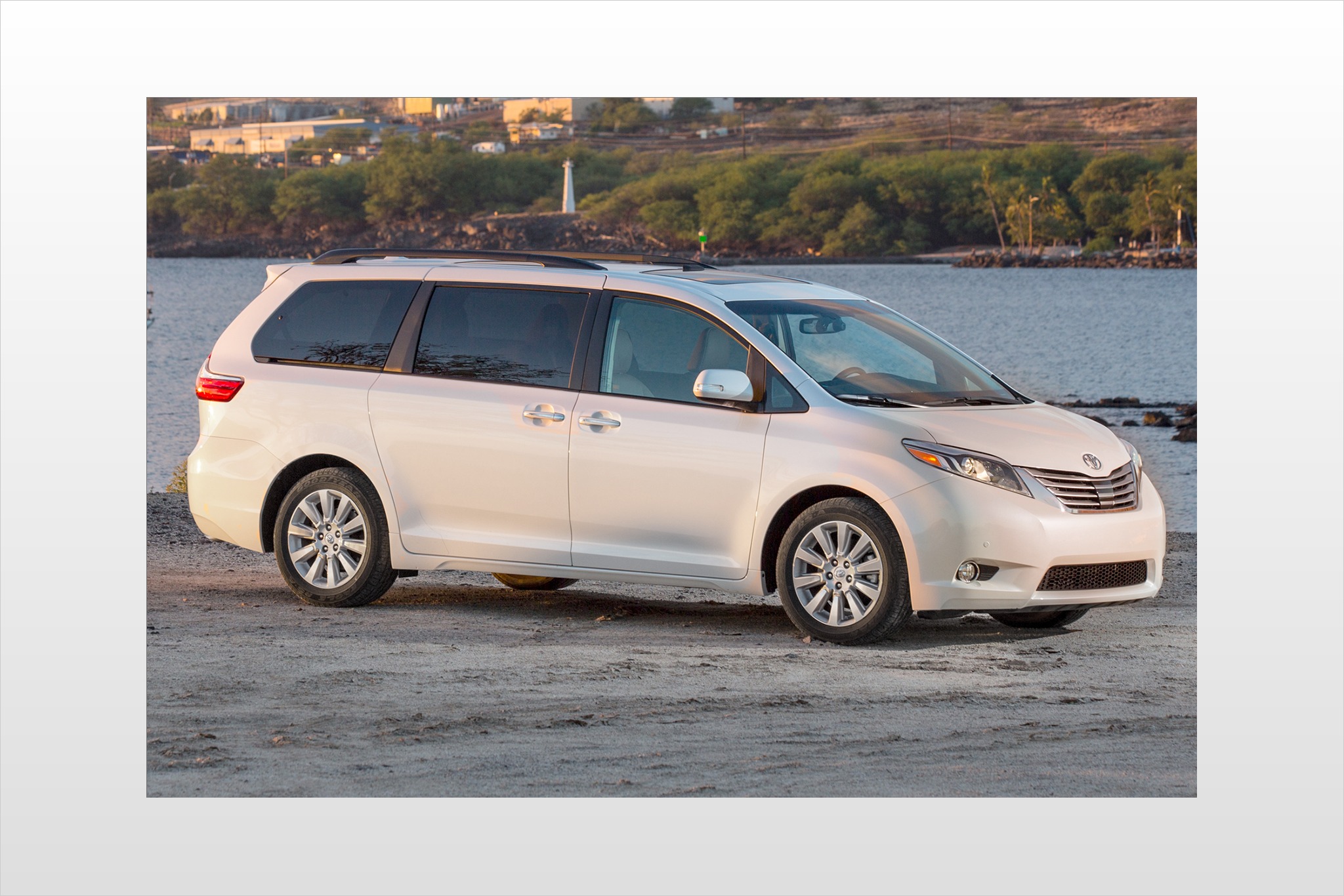 Toyota Sienna Xle Specs