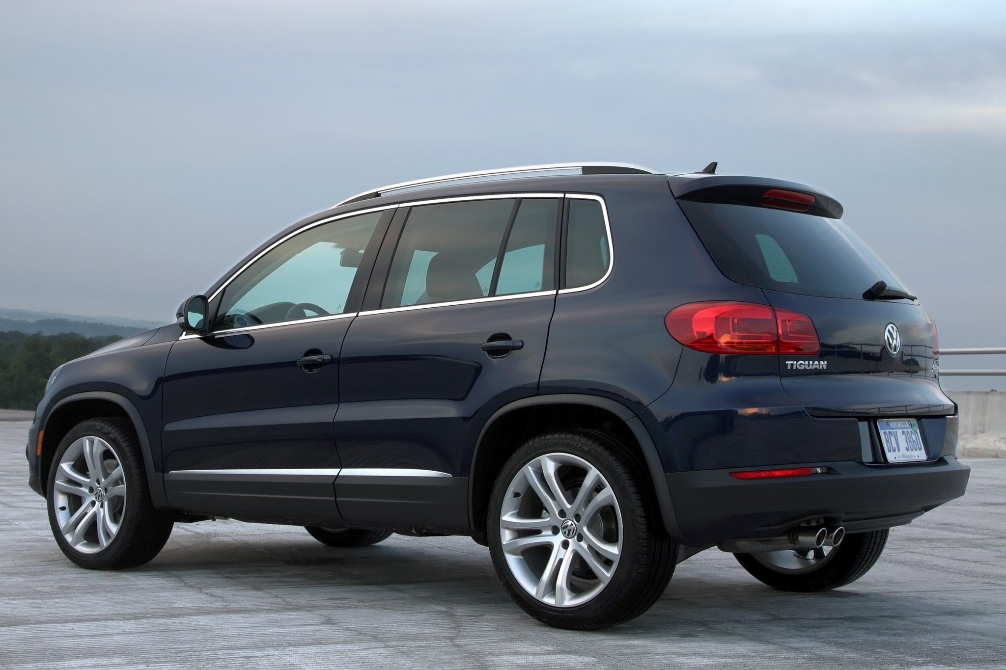 Volkswagen tiguan 2013 характеристики