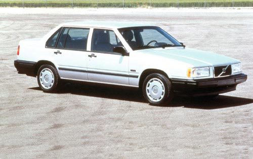 1994 Volvo 940 VINs, Configurations, MSRP & Specs - AutoDetective